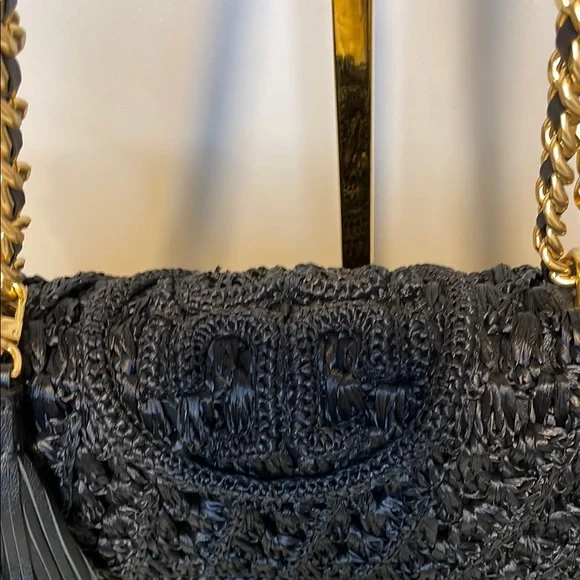Tory Burch Black Crochet Shoulder Bag with Gold Chain - Picture 3 of 6